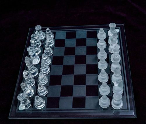 GLASS CHESS 25X25CM