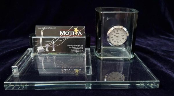 PORTANOMBRES CRISTAL